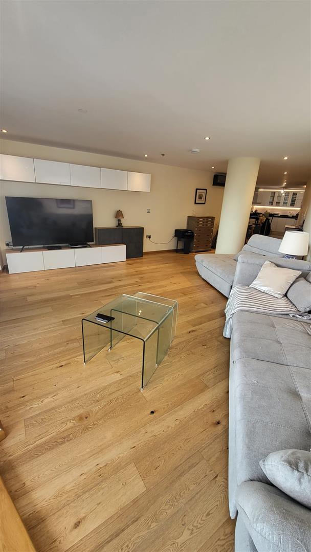  Image of Apartment - 3 Bedrooms - 2 Bathrooms for Sale in Ocean Spa Plaza-Gibraltar, Image 11